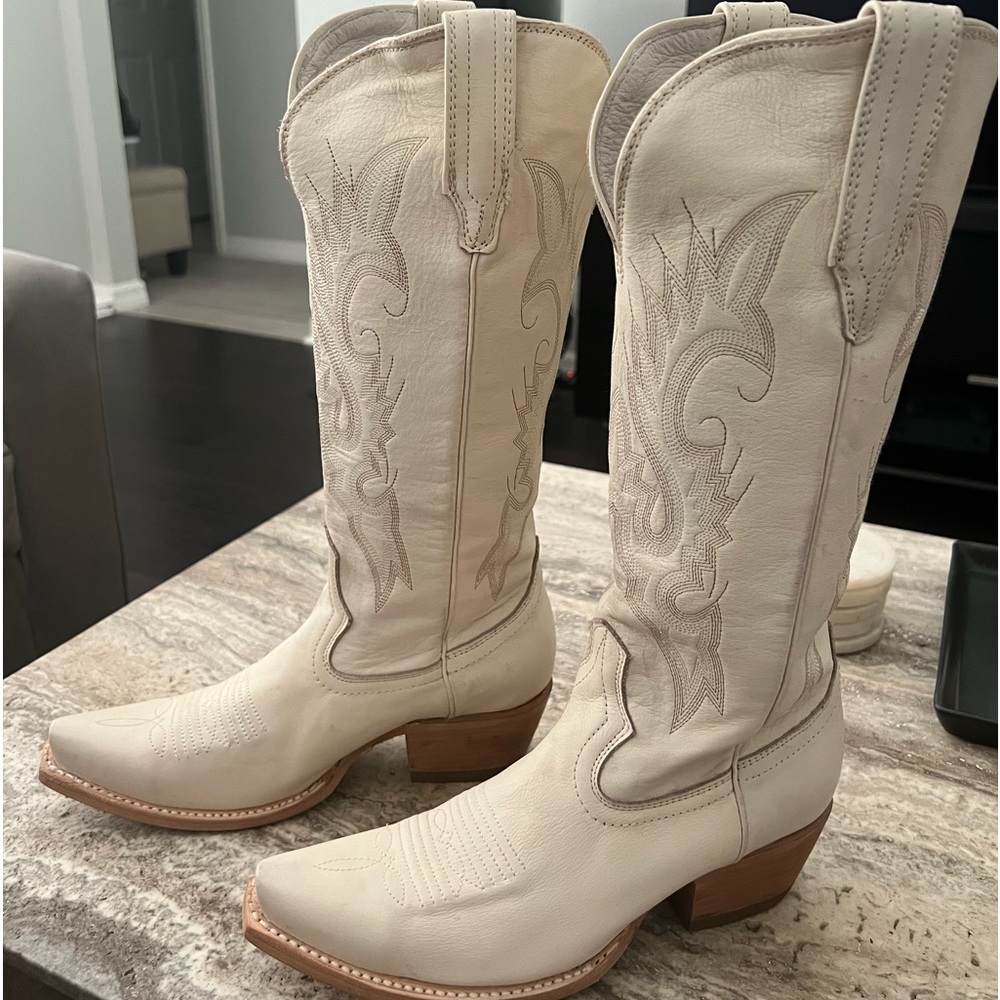 Brand New, Never Worn Free Bird Leather Woman’s Boots size 8.